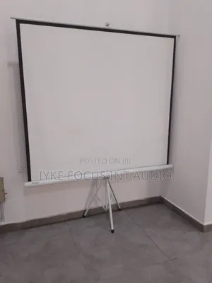 Smart Projection Screen 72*72 on Tripod Stand