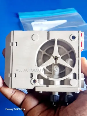 Samson ELECTROPNEUMATIC Positioner | 6111002011171011000000