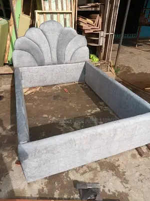 Bed 4 and 1/2 Bed