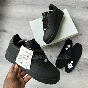 Nike Airforce 1 Triple Black Unisex Sneakers