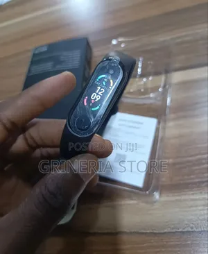 Health Intelligence Smart Fitness Band