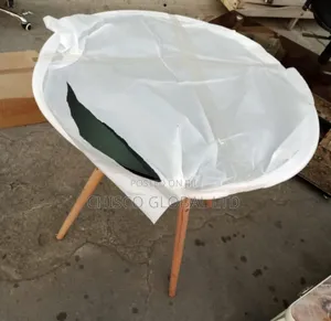 Wooden Table (Round)