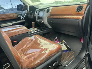Toyota Tundra 2017 Brown