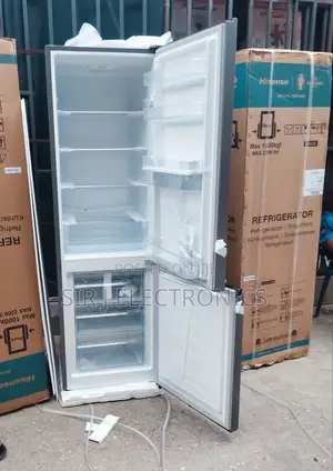Hisense Standing(Bottom Freezer) Refrigerator With Dispenser