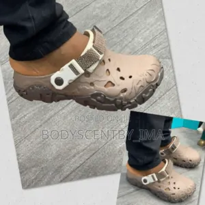 Atlas Crocs
