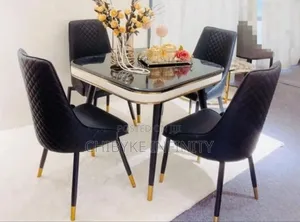 Imported Top Quality 4seaters Marble Dining Table and Chair