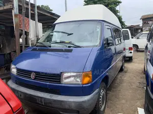 Volkswagen Transporter 2005 Blue