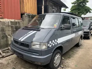 Volkswagen Transporter 2005 Grey