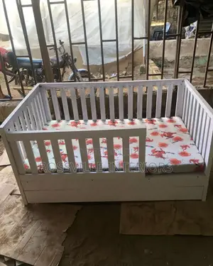Premium Baby Cot / Crib