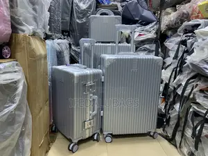 Set of 4 Quality Imported Aluminum Travel Luggage With Kit