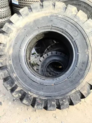20.5-25 Maxtires Payloader Tire