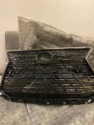 Front Grill LX 570