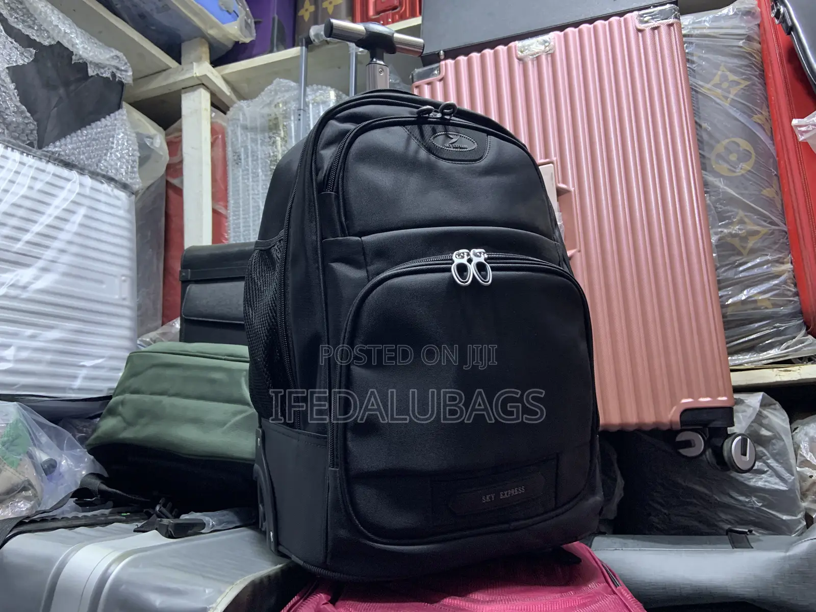 Quality Fully Padded Back Pack With Wheels