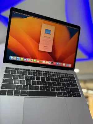 Laptop Apple MacBook Pro 2017 16GB Intel Core i5 SSD 256GB