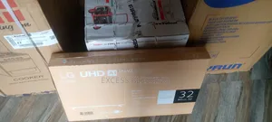 Brand New LG 32" Smart Frameless Television+32LQ630