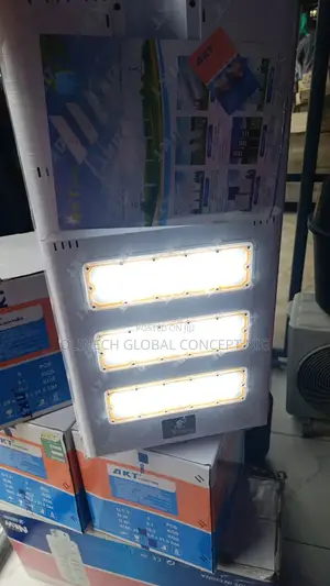 400 W AKT All in One Solar Street Light