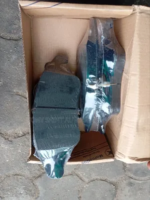 Mercedes Benz E350. 212 Model Brake Pads Original Brand New