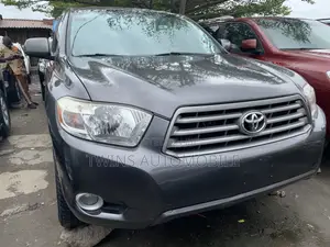 Toyota Highlander Limited 2010 Gray