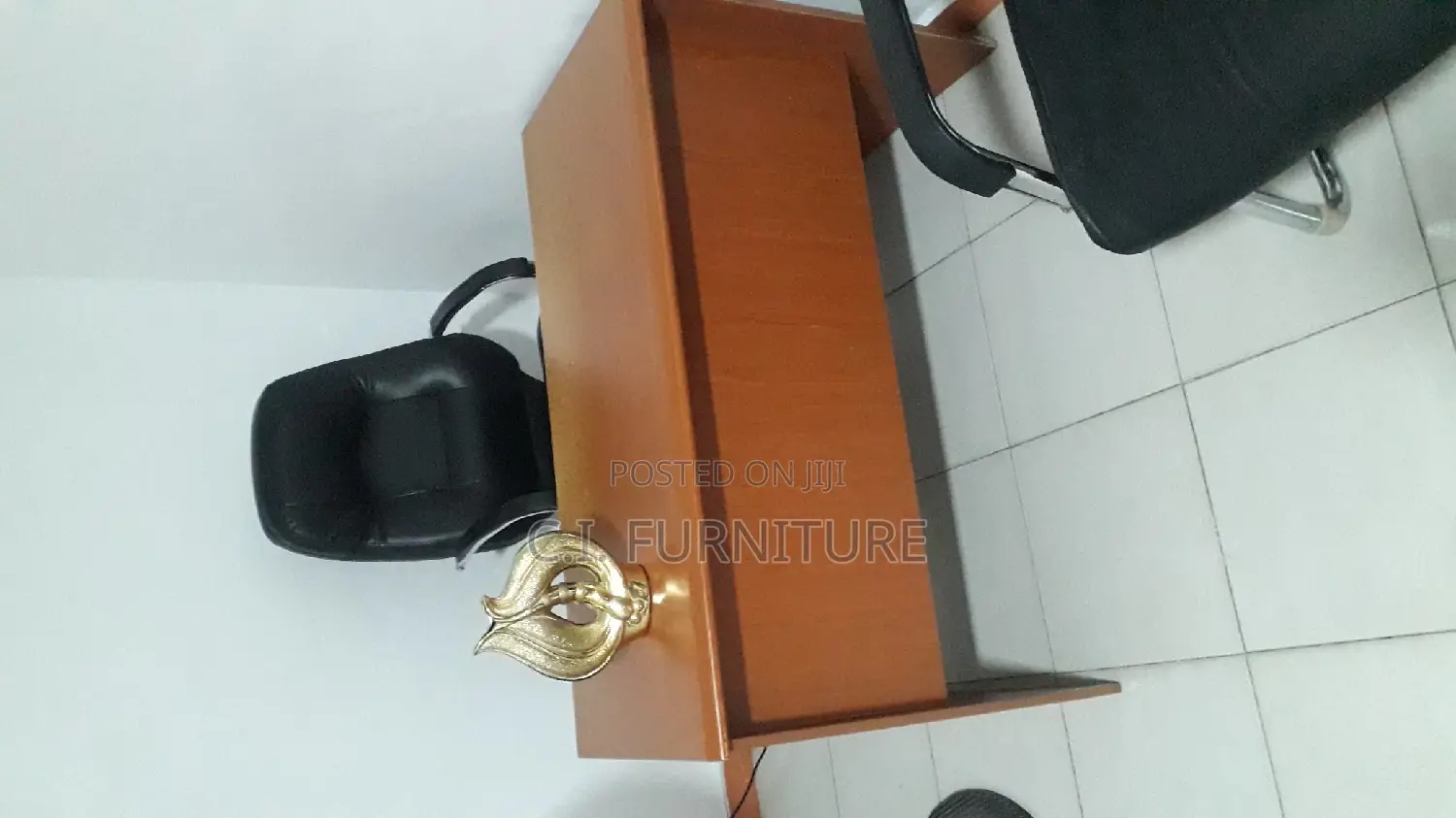 Good Office Table for Workers