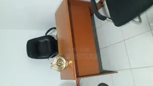 Good Office Table for Workers
