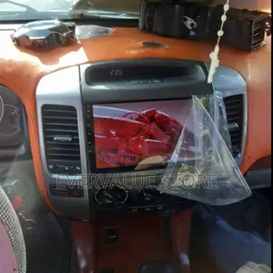 Toyota Prado 2003-2006 Android Player and Reverse Camera