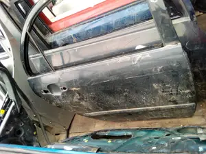Toyota Corolla 06 Empty Door Back Right Side
