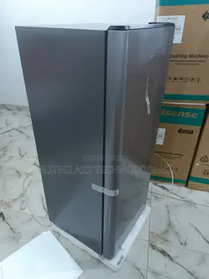 Portable Hisense Refigerator RR230S