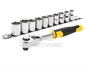 STANLEY Compact 3/8" 72 Tooth Ratchet and 10 Piece Socket