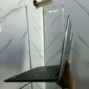 Laptop Dell Precision 5520 16GB Intel Core I7 HDD+SSD 256GB