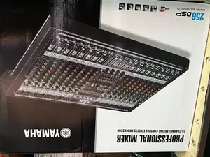 Yamaha Mg16u-Mx 16 Channel Mixer