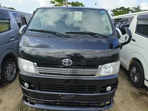 Toyota HiAce 2013 Black