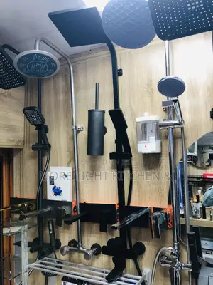 Executive Black Shower