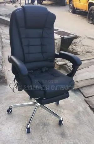 Classic Message Chair
