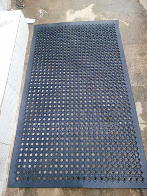 90 By 150 Hollow Foot Mat