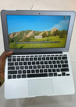 Laptop Apple MacBook Air 8GB Intel Core I7 SSD 256GB