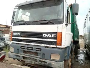 Dad 85 CF Tipper White 1998