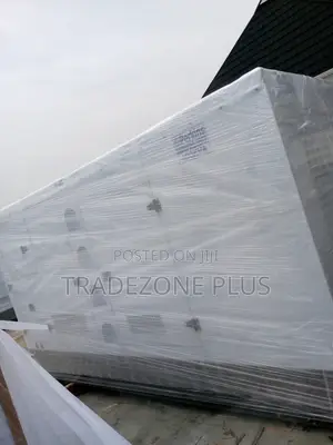 Noiseless Perkins Soundproof 400kva Generator