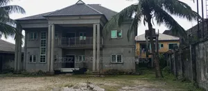 5bdrm Duplex in Rumuigbo , Port for sale