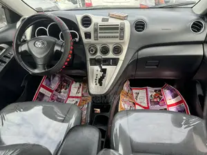 Toyota Matrix 2010 Silver