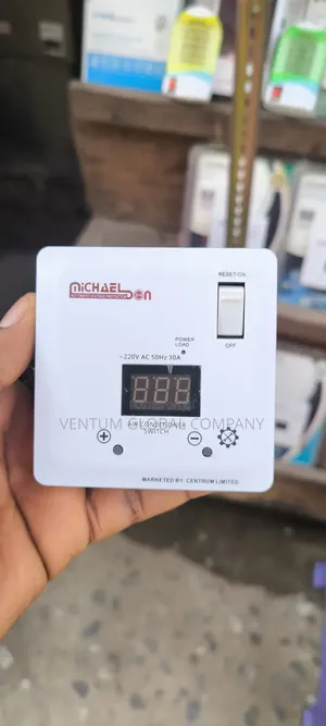 Voltage Protector Switch 30A