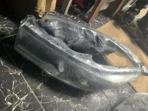 Toyota Highlander 2015 Headlight Tokunbo