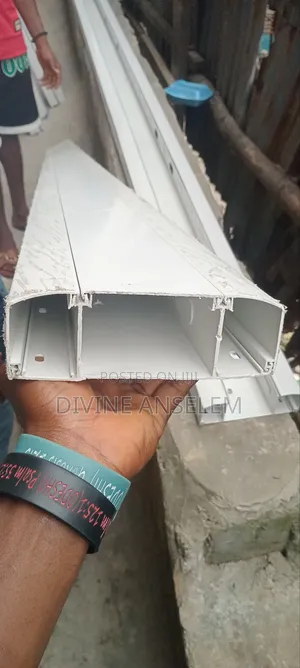 Three Compartment Trunking