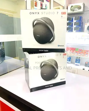 Onyx Studio 7
