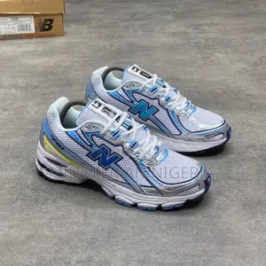 New Balance 740 Vintage Blue Sneakers