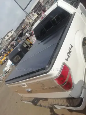 Fiber Folding Boot Cover Ford