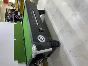 Foreign Gloss Marble and Coin Snooker