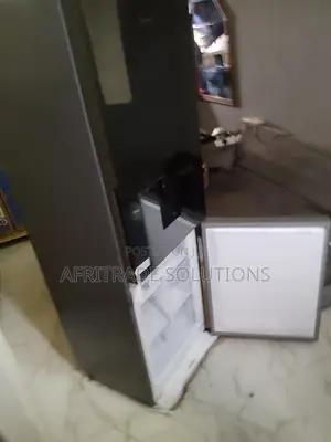 Hisense 305 Litres Bottom Mount Refrigerator- Fast Cooling