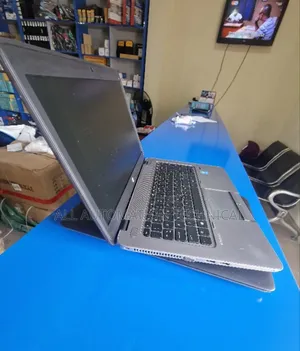 Laptop HP EliteBook 840 G2 4GB Intel SSD 128GB