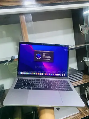 Laptop Apple MacBook Pro 2017 16GB Intel Core I5 SSD 256GB