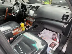 Toyota Highlander 2011 Gray